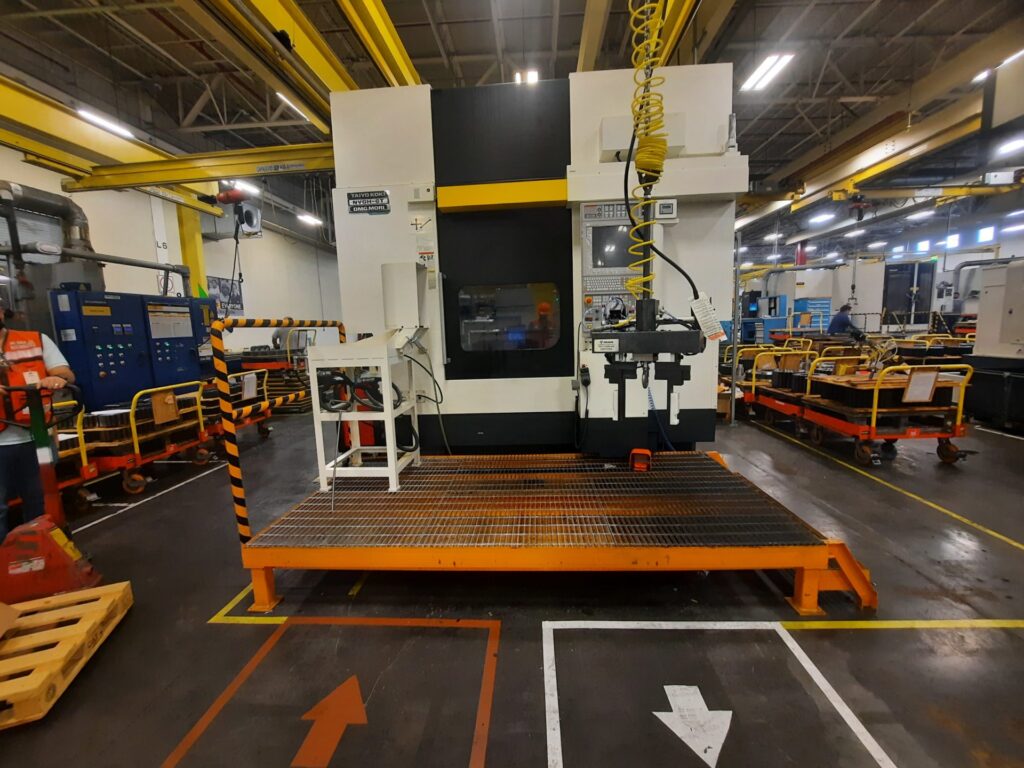 Holman. Material handling manipulator